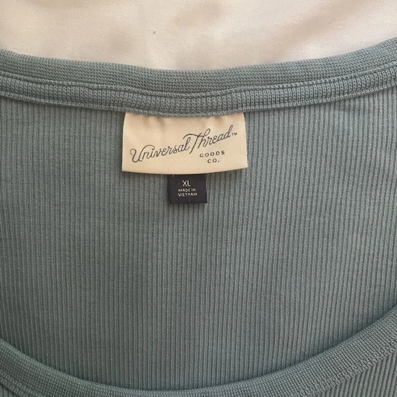 Universal Thread Ribbed Long Sleeve - Picture 2 of 3